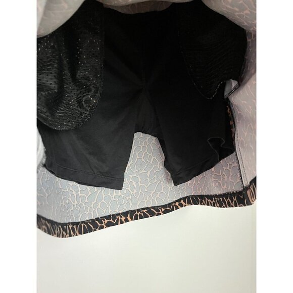 Tail Skort - Picture 4 of 4